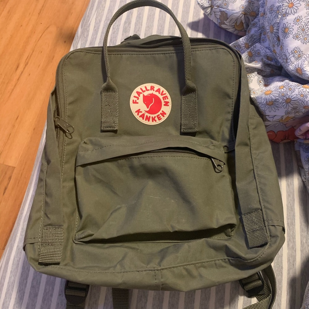 Fjallraven Kanken olive green LARGE